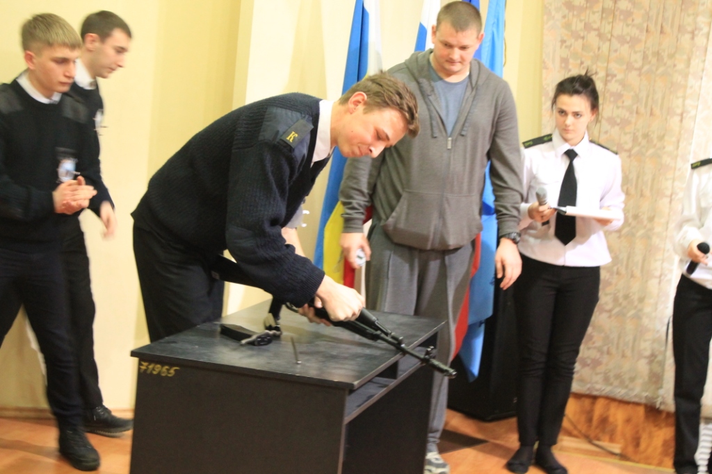 С Днем защитника Отечества